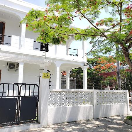 Satrana Hotel Tamatave 图阿马西纳 外观 照片