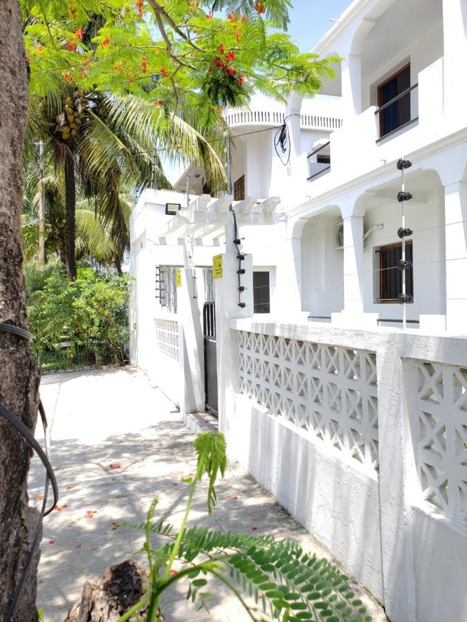 Satrana Hotel Tamatave 图阿马西纳 外观 照片